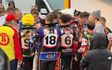 U19